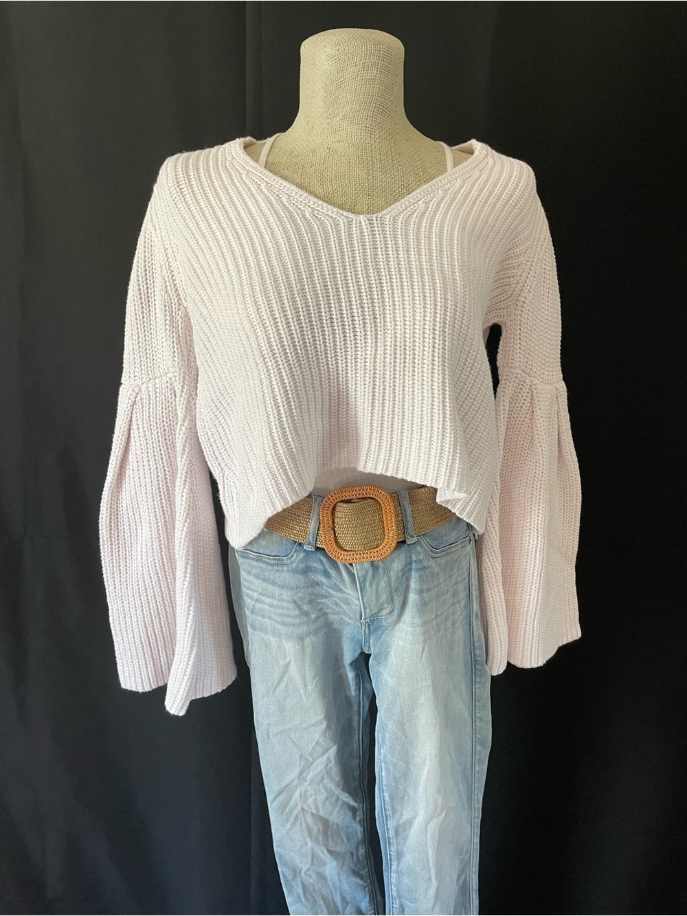 Free People Light Pink V-Neck Bell Sleeve Cropped Knit Sweater